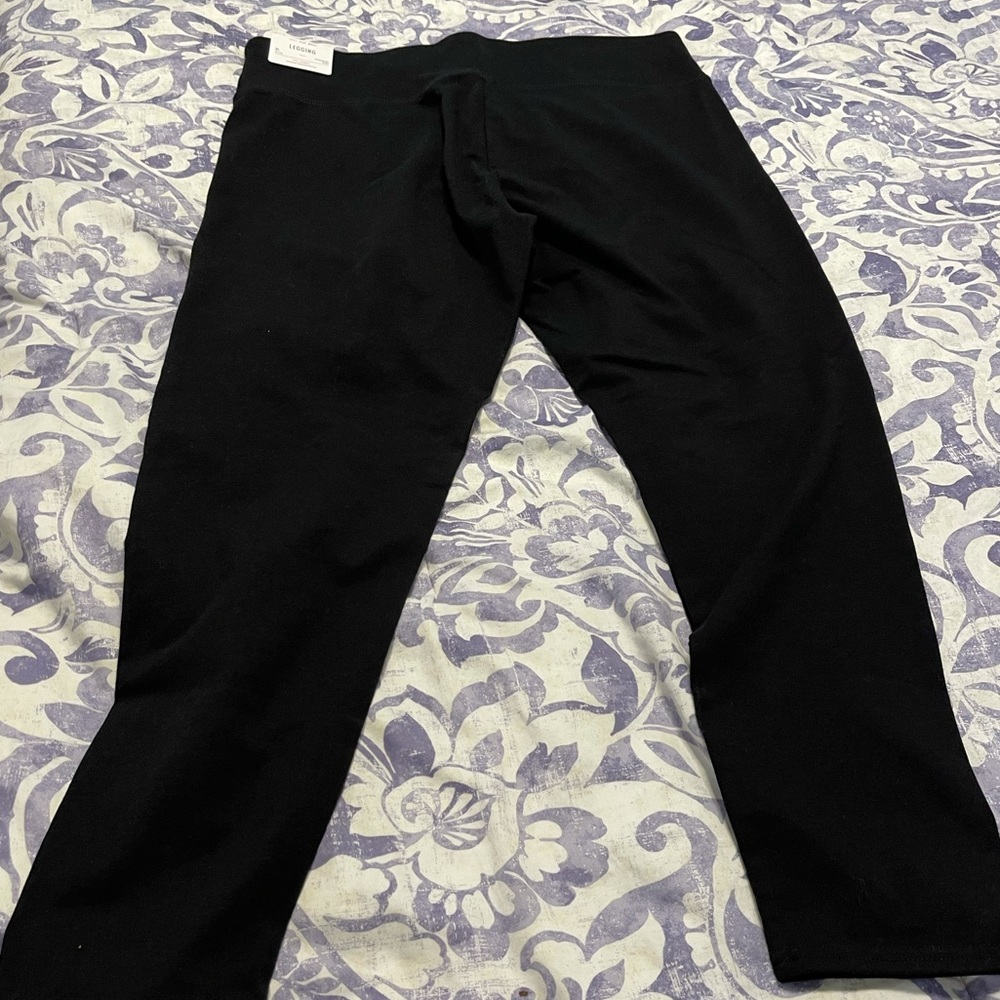 NWT Arie leggings